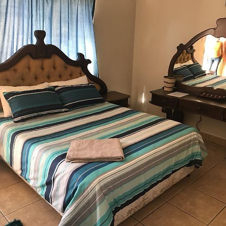 ويندهوك African Sky Guesthouse المظهر الخارجي الصورة